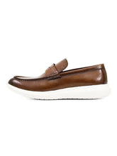 Load image into Gallery viewer, Arvin Slip In Shoes - Cognac
